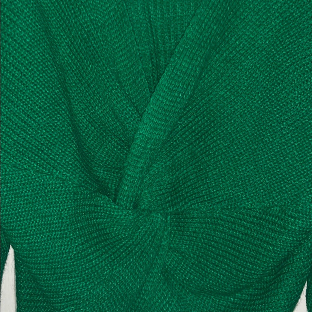 Green knot crop sweater